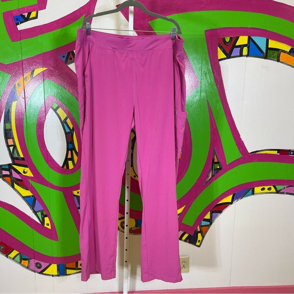 Elevate by IRG, Bright Pink Scrub Pants. Size 2XT. In excellent condition!